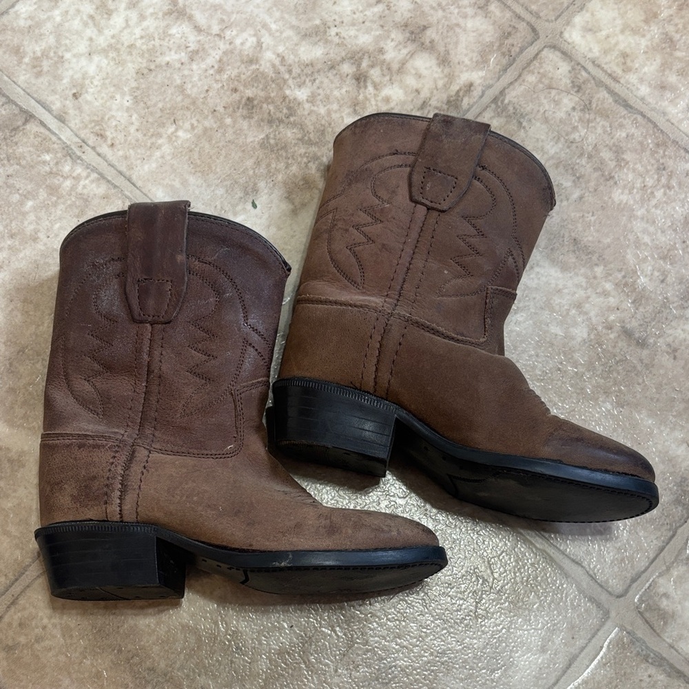 Little Cowboy Boots size 6
